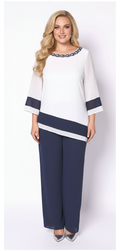 Dos piezas de pantalón y Blusa bicolore con aplicaciones en el cuello