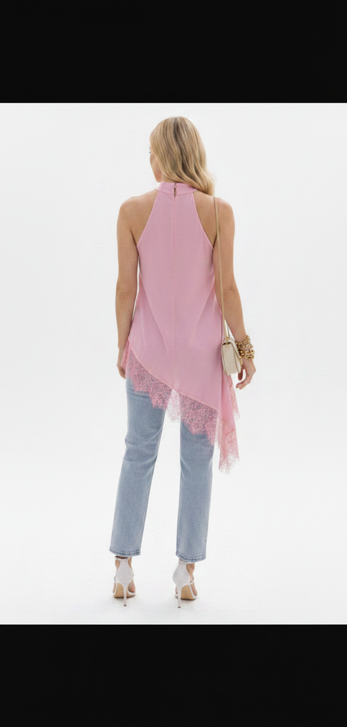 Blusa halter asimétrica con encaje y detalle de corazón 2