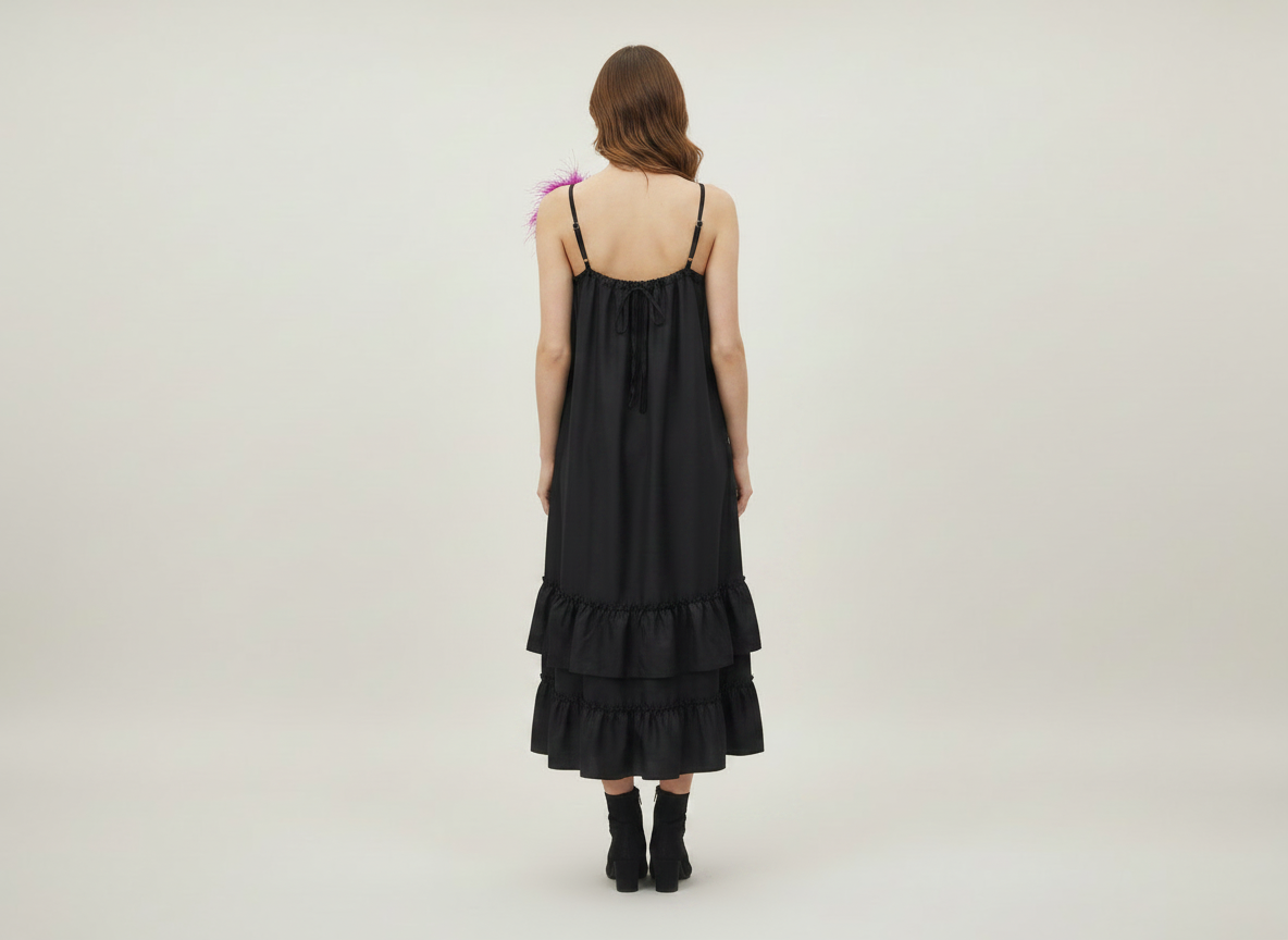 Vestido largo negro talla única.